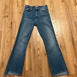 Mother The Insider Crop Step Fray Size 24 in Hey Sun wash. Great for summer!